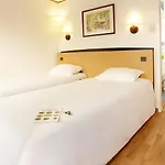 Kyriad Direct Hotel