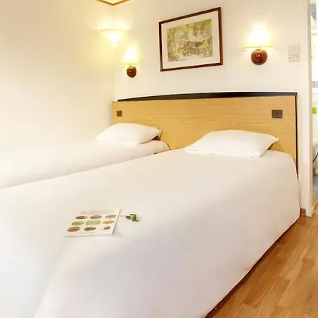 Kyriad Direct Hotel