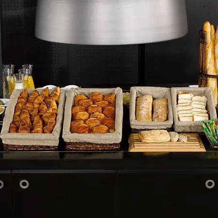 Kyriad Direct Otel