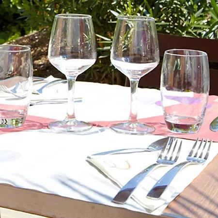 Kyriad Direct Hotel 2*