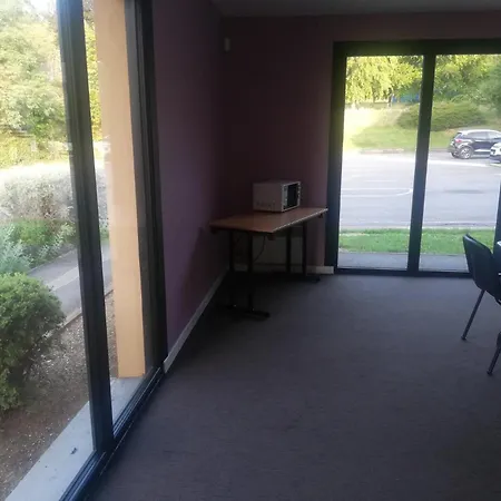 Kyriad Direct Otel Soissons