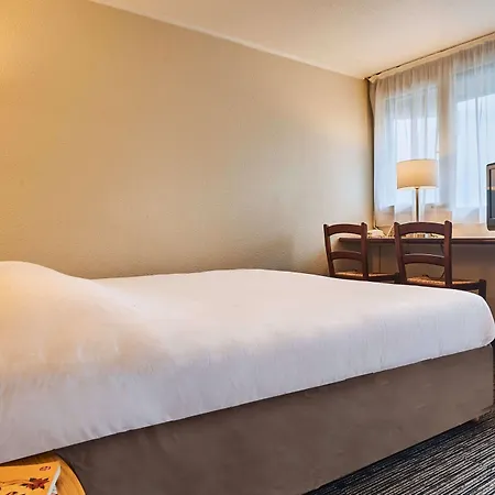 Otel Kyriad Direct 2*