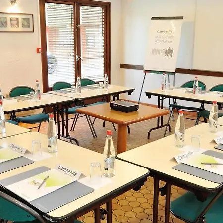 Hotel Kyriad Direct 2*