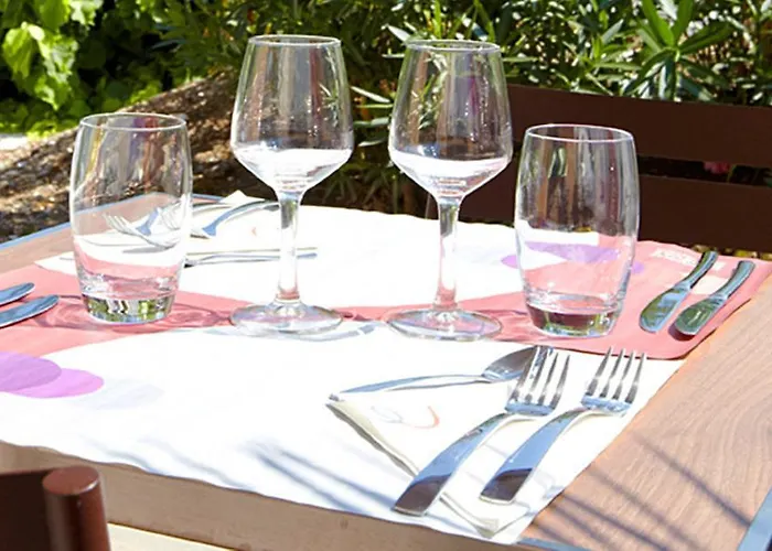 Kyriad Direct Hotel 2*