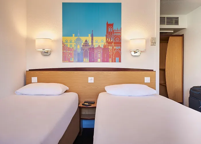 Kyriad Direct Hotel 2*